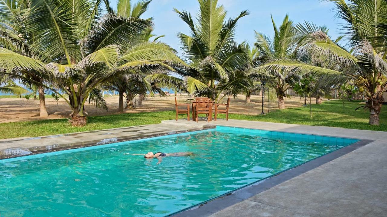 Melheim Beach Kalpitiya Buitenkant foto